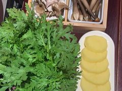 -洞子口重庆鲜货火锅(楚翘城旗舰店)