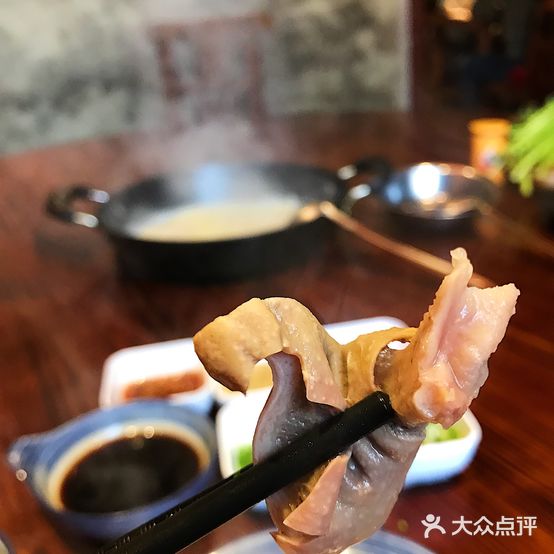 顶盛肚皮鸡养生火锅(崇智胡同店)