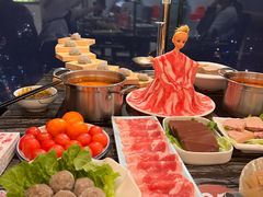 -云中捞高空旋转餐厅(商茂世纪广场店)