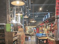 -破瓦寒窑·地摊烤羊排