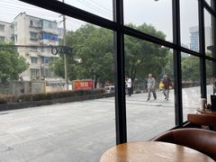 -星巴克(上海汇锦里店)