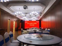 -香山湖家家宴(中山陵店)