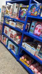 -逝水玩具折扣店