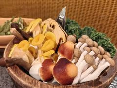 -三出山火锅(万象天地店)