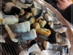 -围炉肉舍•炭烤活鳗•丹东海鲜烤肉(步行街店)