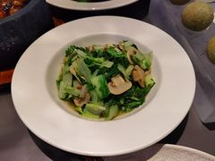 手捏菜炒口蘑-桂满陇·杭州饭店(清河万象店)