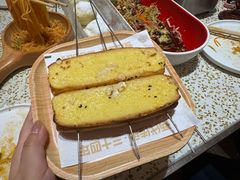 -小董哥烤串·爆汁大油边(故宫店)