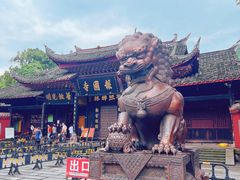 -峨眉山报国寺