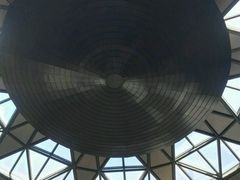 -上海滴水湖皇冠假日酒店