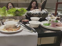 -红鼎豆捞·非遗鲍皇汤火锅(宝丰路店)