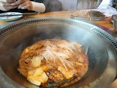 -山河屯铁锅炖鲜鹅·东北菜(开发区一店)