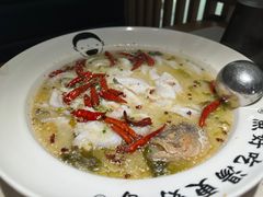 -江渔儿酸菜鱼·拔草餐厅(虎门君乐汇店)