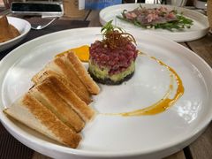 牛肉塔塔配牛油果黑橄榄酱-Solo(衡山路店)