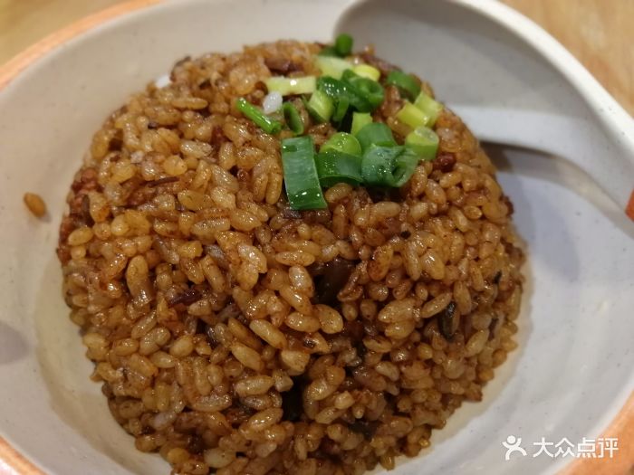 我想静静串串香(海岸城店)芽菜肉末炒饭图片 - 第1张