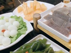 -百年川椒重庆老火锅(光谷店)