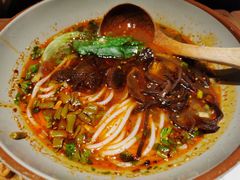 津市麻辣牛肉圆粉-百春原湖南牛肉粉(百联世纪店)