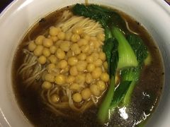 -东三里屯豌杂面