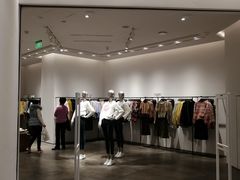 -URBAN REVIVO(西安Momopark店)