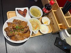 -熊吞·大碗丼烧肉饭(西市场嘉华店)
