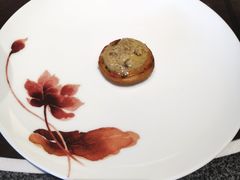 鹅肝酱葱油饼-杭州西子湖四季酒店·金沙厅