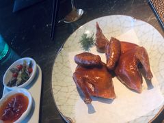 脆皮乳鸽-新荣记(BFC外滩金融中心店)