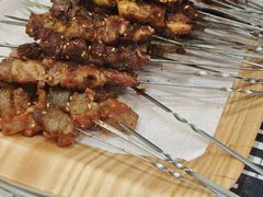 -泉哥小平房串店