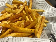 -84那年咖啡馆(李沧万达店)
