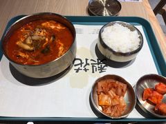 -梨花牛肉汤饭(仁恒伊势丹店)