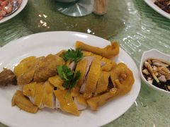 -鹏城人家海鲜酒家·23年老字号(较场尾店)