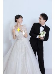 -雪中彩影婚纱摄影·微光艺术中心