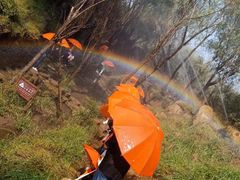 -雪山彩虹谷景区