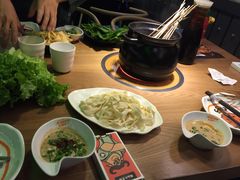 -尚品小土屋涮毛肚(李沧万达店)