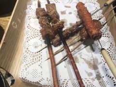 红柳大串牛肉-聚串门儿·东北烧烤(信义坊店)