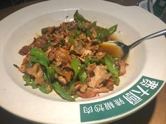 -费大厨辣椒炒肉(万家丽一店)