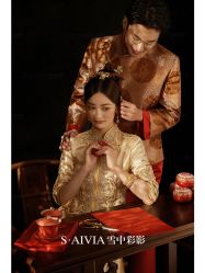 -雪中彩影婚纱摄影·微光艺术中心