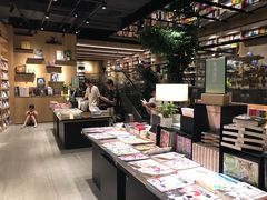 -覔书店(壹方城店)