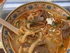 -金杨拉面王小吃面馆·牛三宝面·红烧牛肉粉