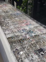 -丽心自助美甲美睫