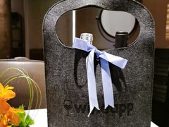 -wineapp葡萄酒餐吧(外滩金融中心店)