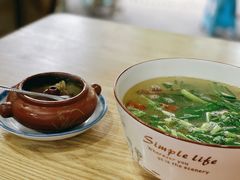 汽锅鸡-德致祥云南过桥米线(云天小苑店)