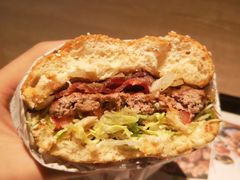 -The Habit Burger Grill 哈比特汉堡(复兴soho店)