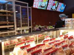 面包甜点陈列柜-墨茉点心局(国金街店)