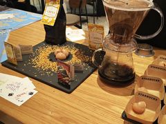 -星巴克(上海长宁来福士1F店)