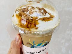 -瑞幸咖啡(大连罗斯福广场一层店)