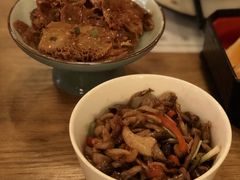 夫妻肺片-胡桃里音乐酒馆(下沙店)