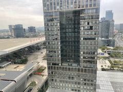 -铂斯登行政公寓(深圳北站汇隆中心店)