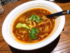 香辣牛杂米粉-茶花妹子云南餐厅(北大店)