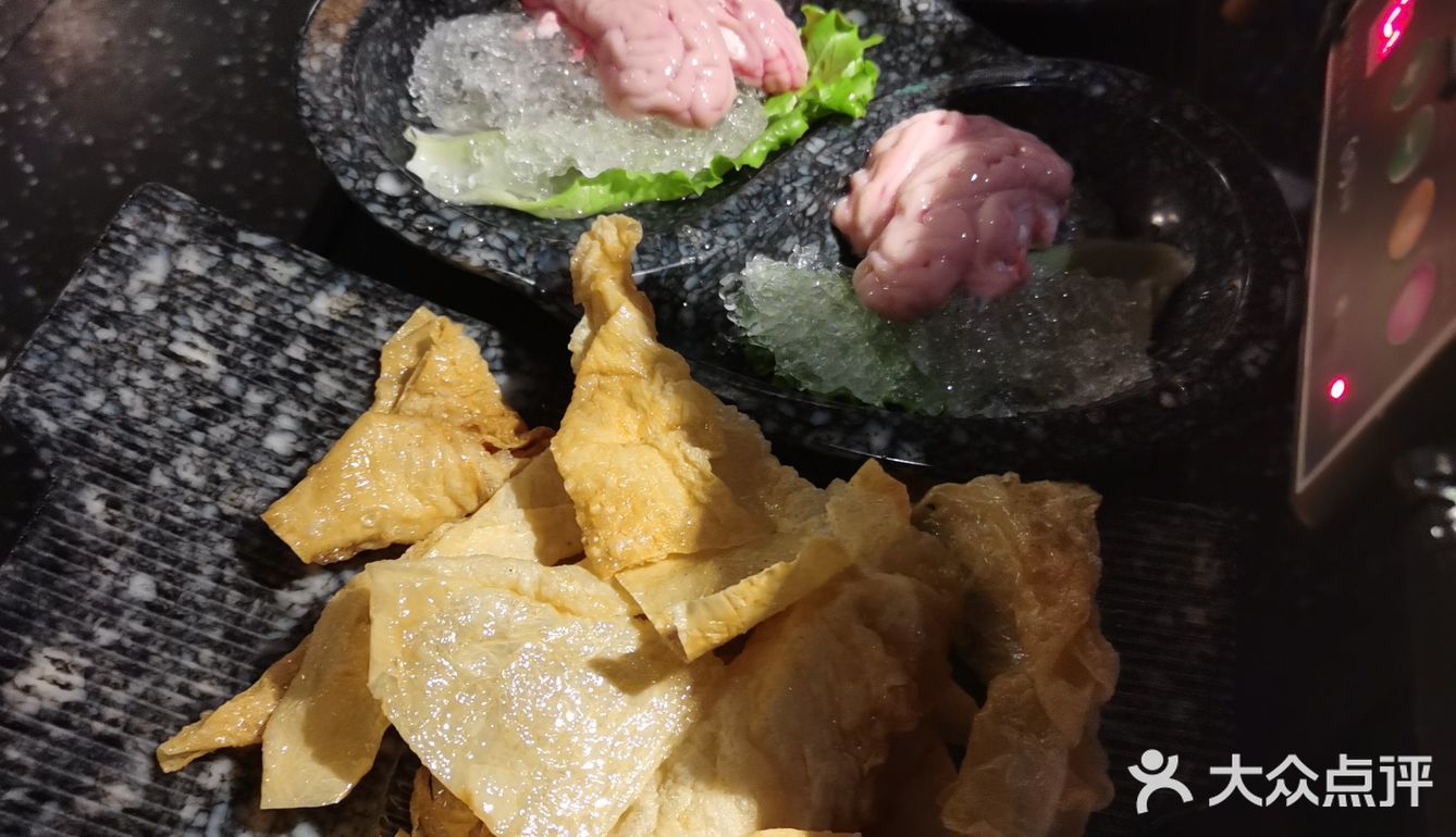 这家店的生意真是火爆透了，除非特别早到
