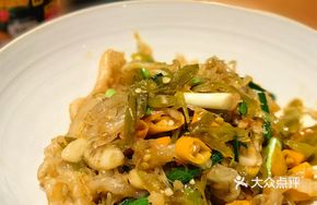Sauce Chili Stir-fried Duck Tendon