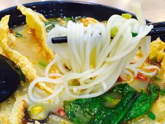 -螺小胖柳州螺蛳粉(钟楼总店)